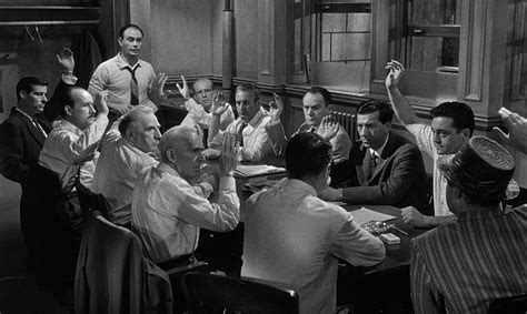 12 Angry Men: Tuomitseminen ja Oikeus!