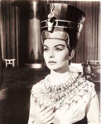 Nefertiti, Queen of the Nile -  A historical epic showcasing Elizabeth Taylor's dazzling beauty!