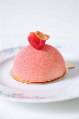 Entremets – a decadent dessert of forbidden love and Parisian intrigue!